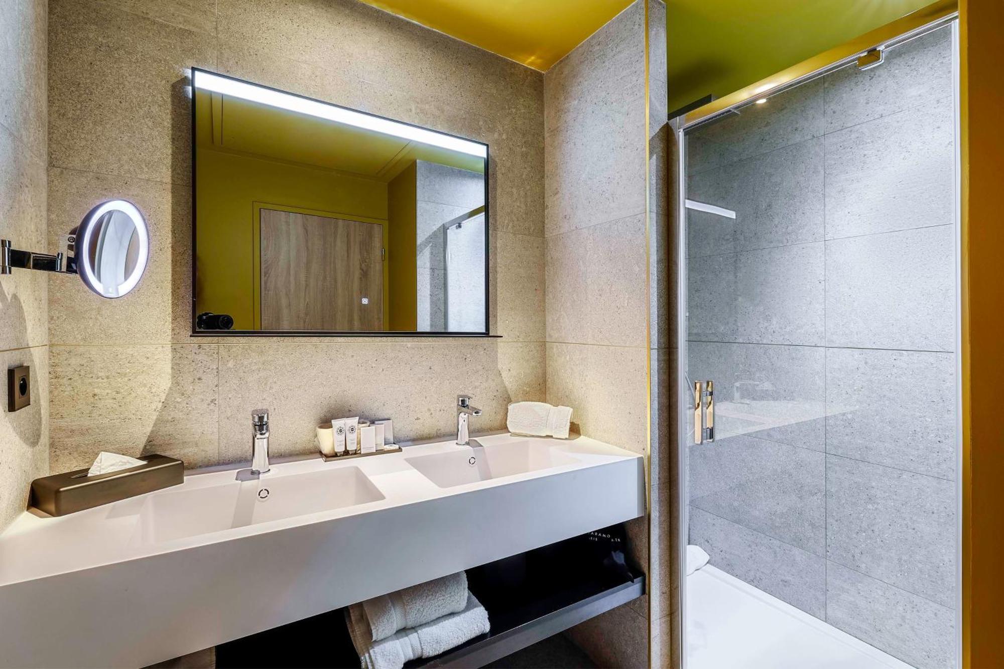 Leprince Hotel Spa; Best Western Premier Collection Le Mans Bagian luar foto